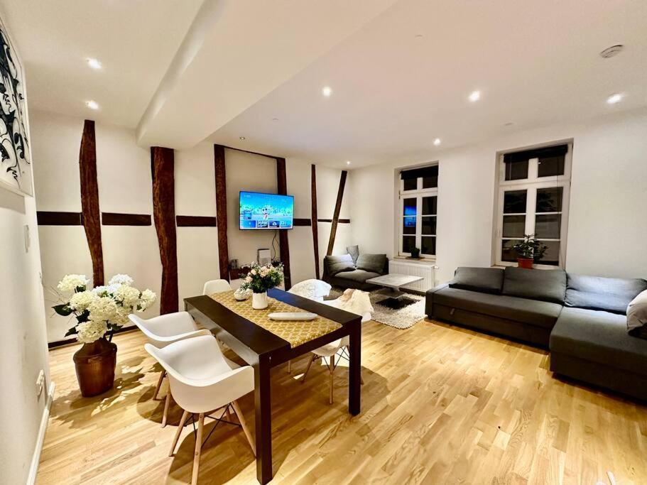 Wohnung Am Schloss 2 - Bestes Apartment In Weilburg Esterno foto