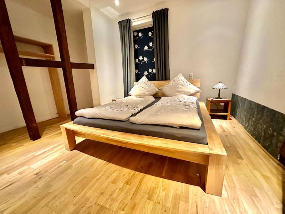 Wohnung Am Schloss 2 - Bestes Apartment In Weilburg Esterno foto