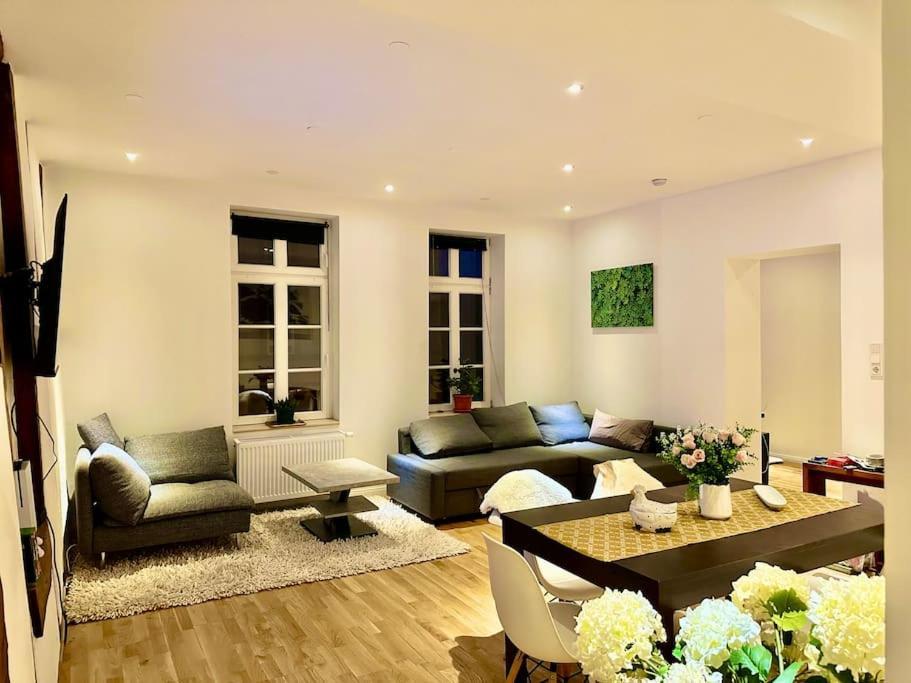 Wohnung Am Schloss 2 - Bestes Apartment In Weilburg Esterno foto